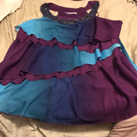 Top - Picture 3 of 4